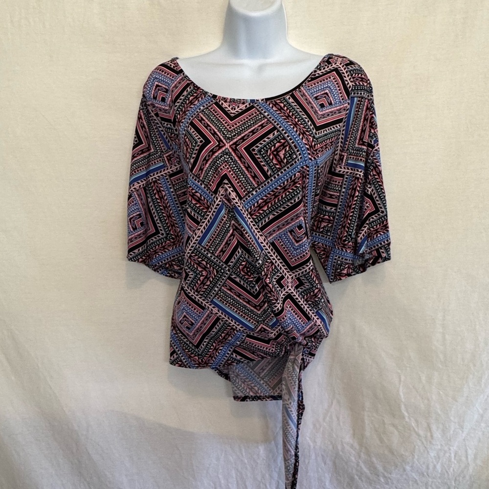 E-48 New Directions PLUS SIZE 1X Multicolor Tie Front Short Sleeve Blouse
